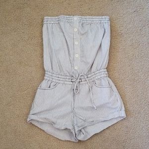 Strapless striped romper